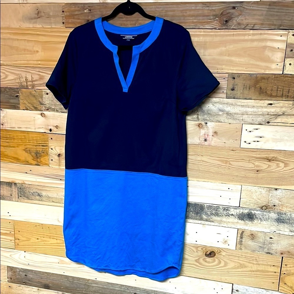 Lands’ End size 10 V-neck Colorblock Blue and Navy Short Sleeve Midi Dress